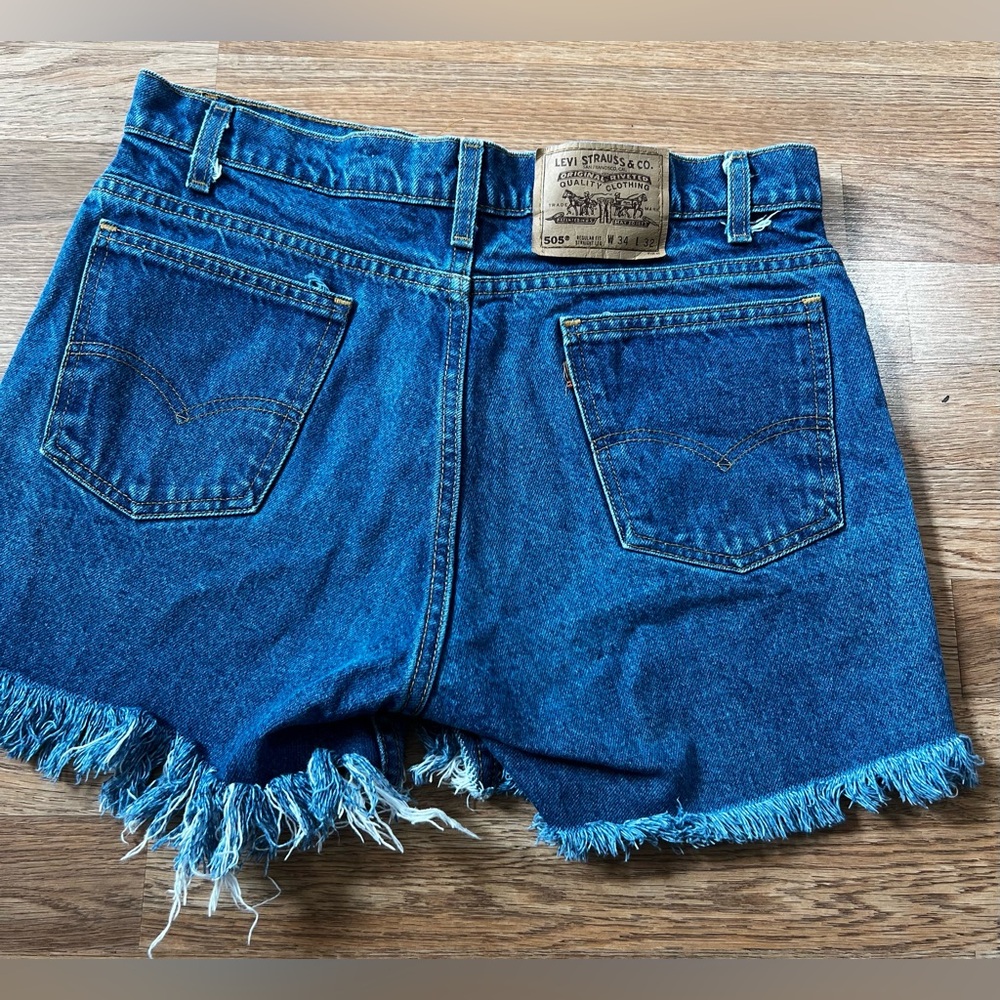 505 Dark Blue Denim Frayed Hem Women's Shorts - Picture 2 of 5